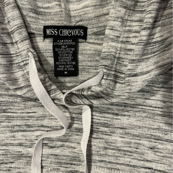 Mischievous ladies top - Picture 3 of 4